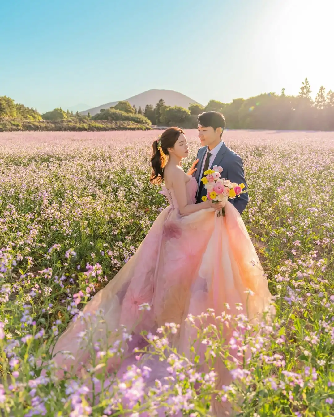 Sondr Floral Brautkleider, trägerlos, bunt, wunderschönes Brautkleid, maßgeschneidert, A-Linie, Korsett, Hochzeit, Snap-Kleider, Partykleid