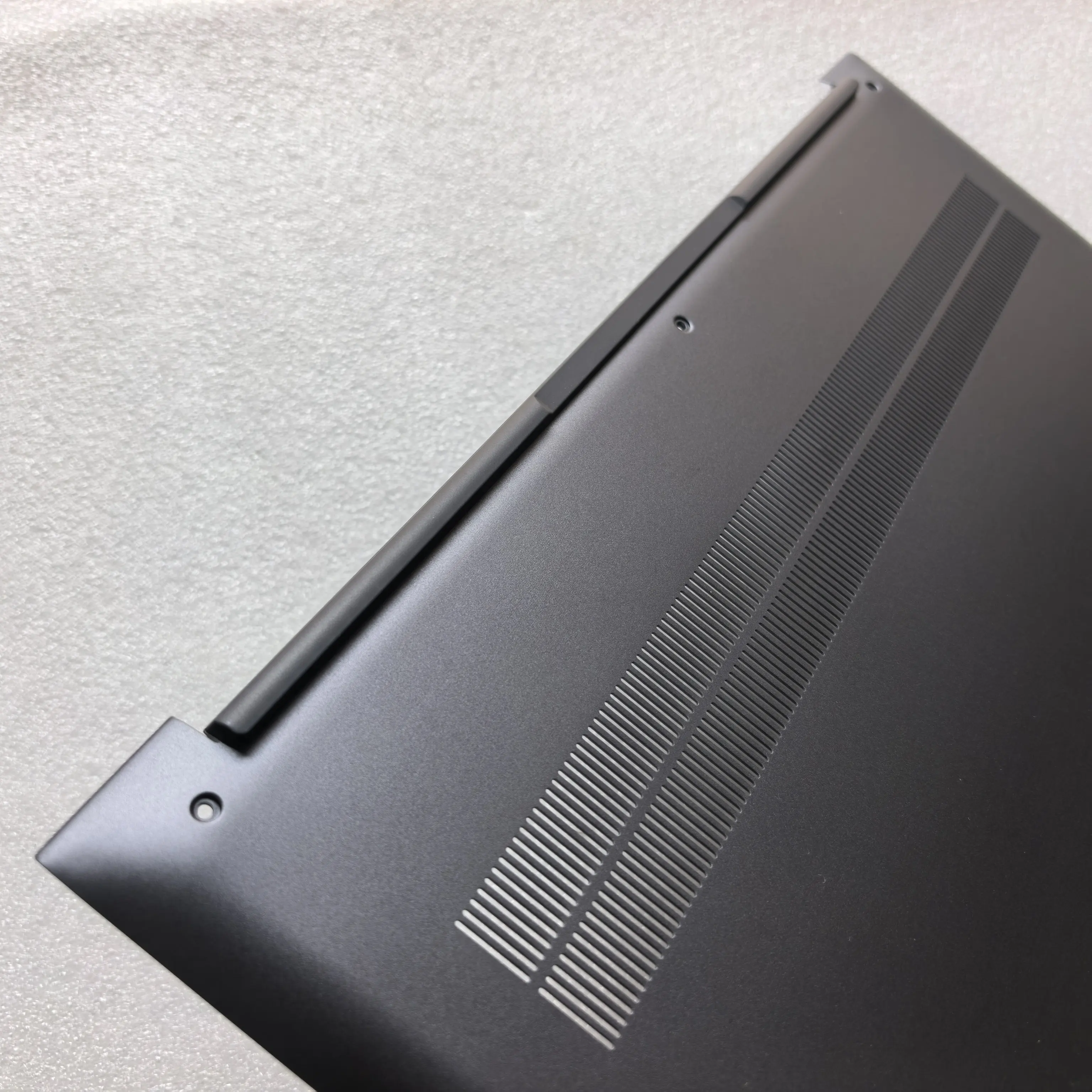 New laptop bottom case base cover for lenovo Yoga Creator 7-15IMH05 15IIL05   4CLS5BALV00