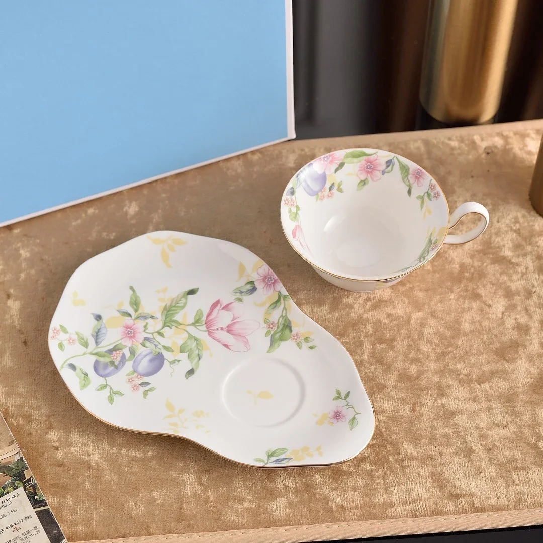 Nordic Bone China Coffee Cup and Saucer Set Light-Luxury Premium Sweet Plum Series Afternoon Tea Drinkware Gift Box for Home Use