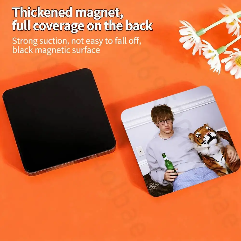 M-Malcolm Todd Earrings Fridge Magnets Round Magnetic Refrigerator Decoration Memorial Gifts Wedding Favors