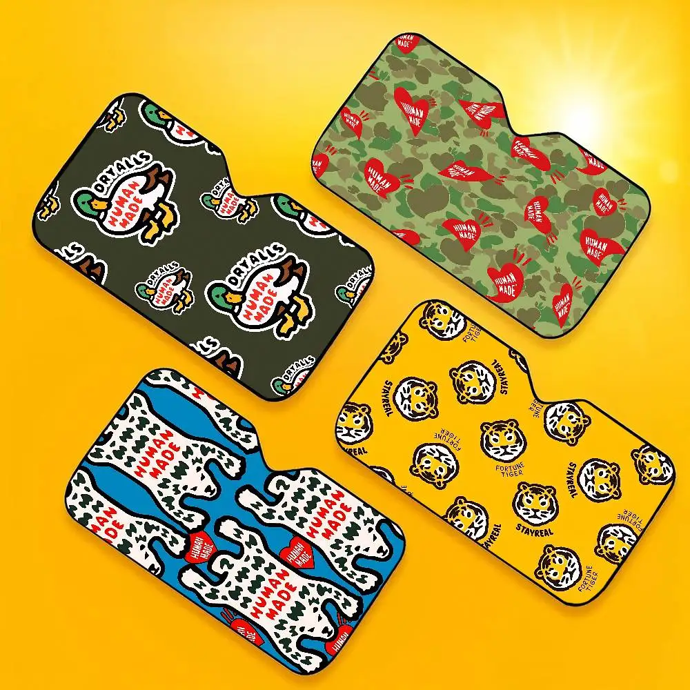 Modisches Design H-Human M-Made Auto-Sonnenschutz für die Frontscheibe, passend für die meisten Limousinen und SUVs, blockiert maximale UV-Strahlen, hält Ihr Fahrzeug kühl.