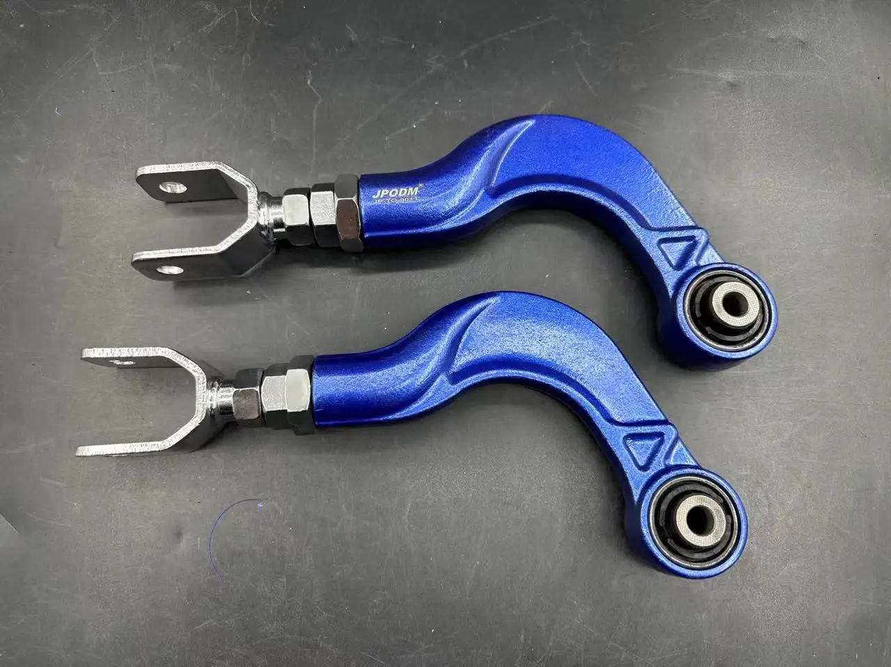 coppia-di-bracci-posteriori-regolabili-in-acciaio-per-camry-avalon-rav4-corolla-es200