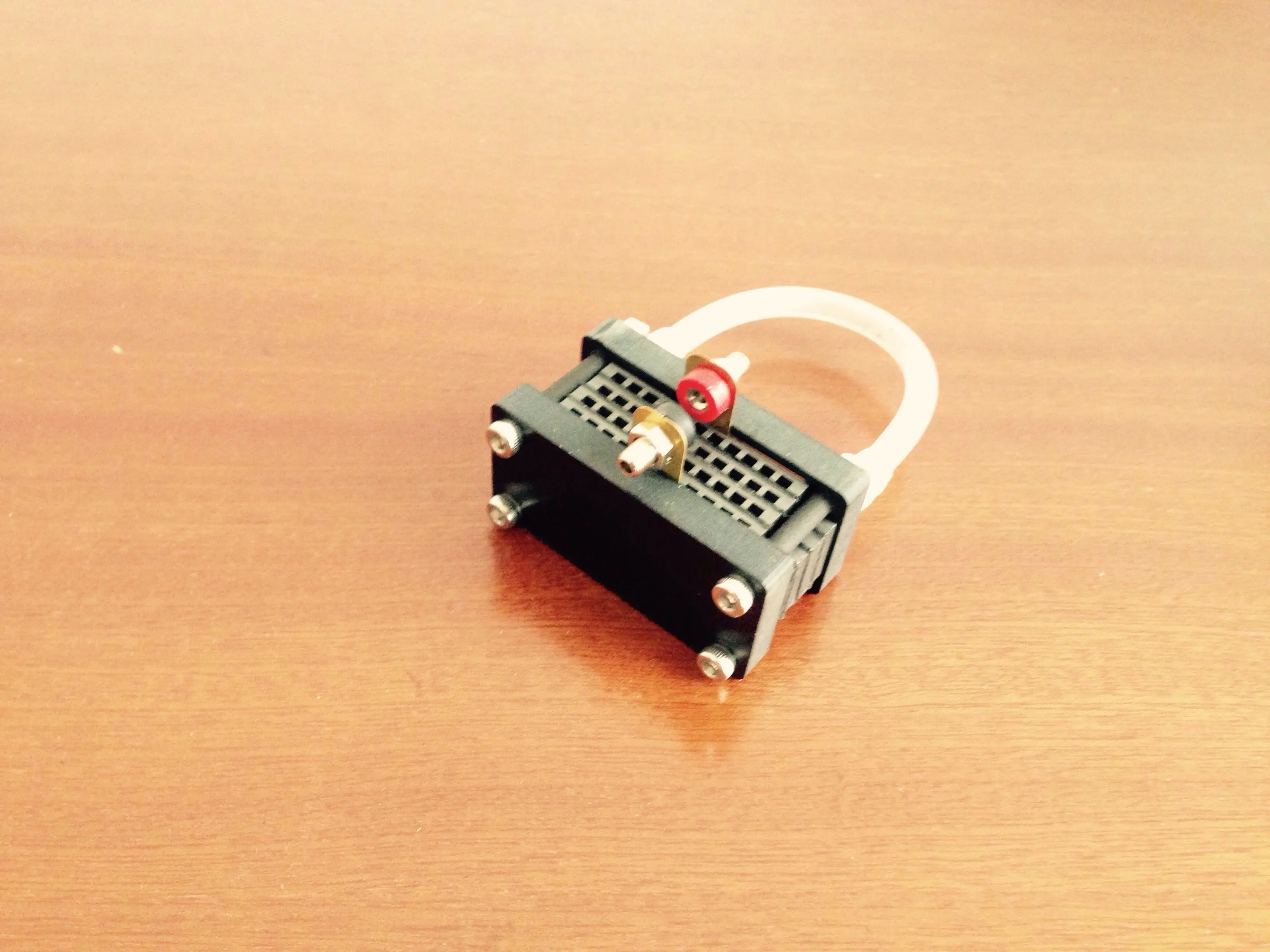 1W  PEMFC Self Breathing Small Stack   / Hydrogen Fuel Cell  (fanless, for Display Purposes)
