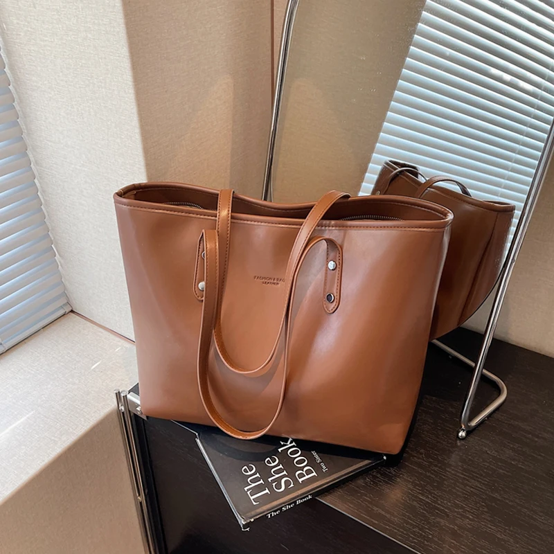 

Simple Solid Color Large Capacity Women Tote Bags High End Fashion Soft Leather Shoulder Bag Vintage Travel Commuting Handbags