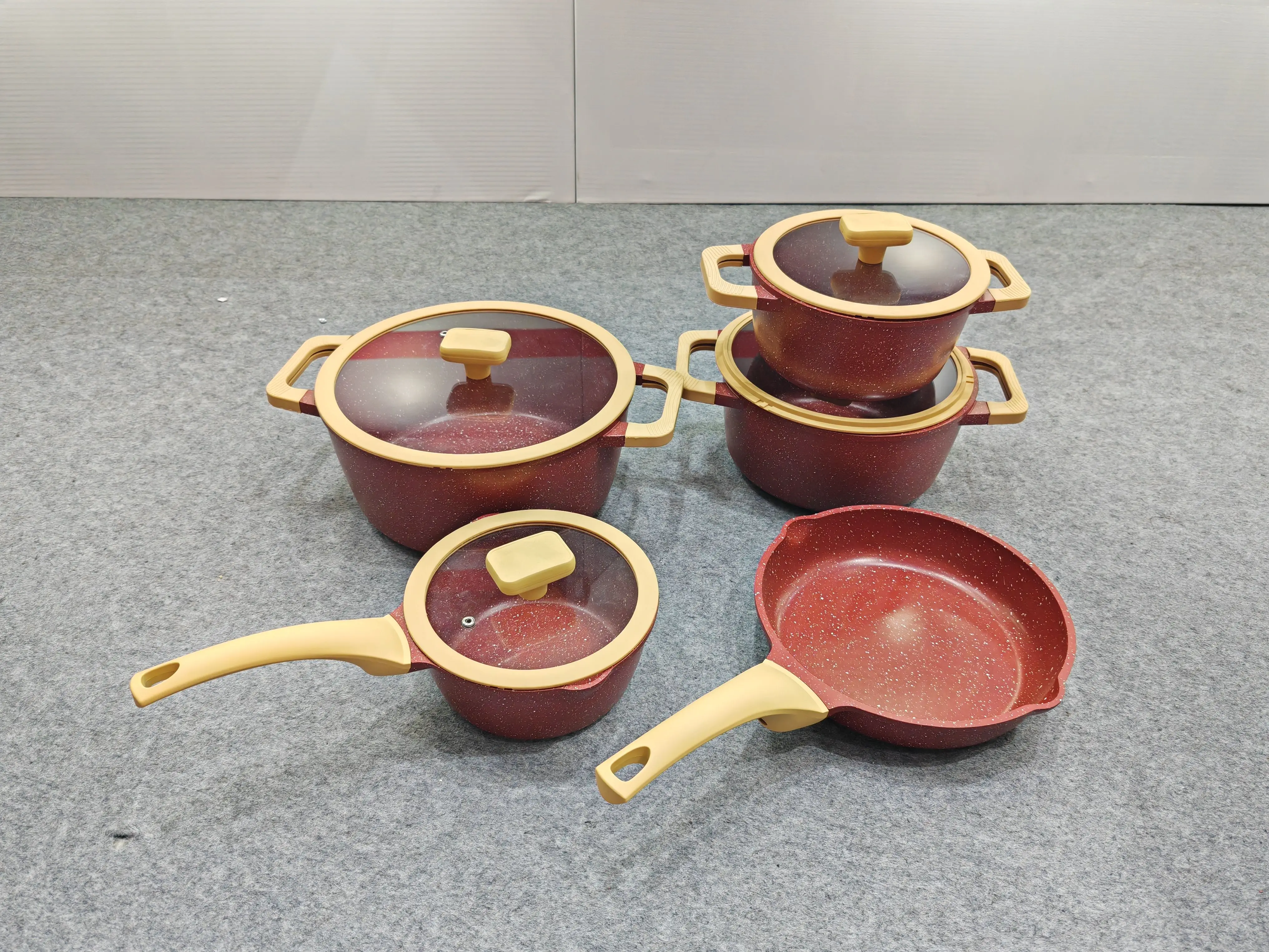 طقم أواني طهي ألمنيوم حديثة غي - مراجعة Induction Cookware Set Commercial وسعره