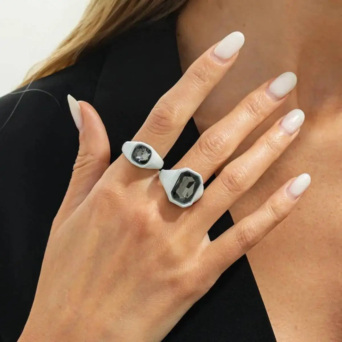SHIXIN 2Pcs/set Grey Square Acrylic Rhinestone Open Ring for Women Trendy Simple Geometric Adjustable Knuckle Rings Lady Jewelry