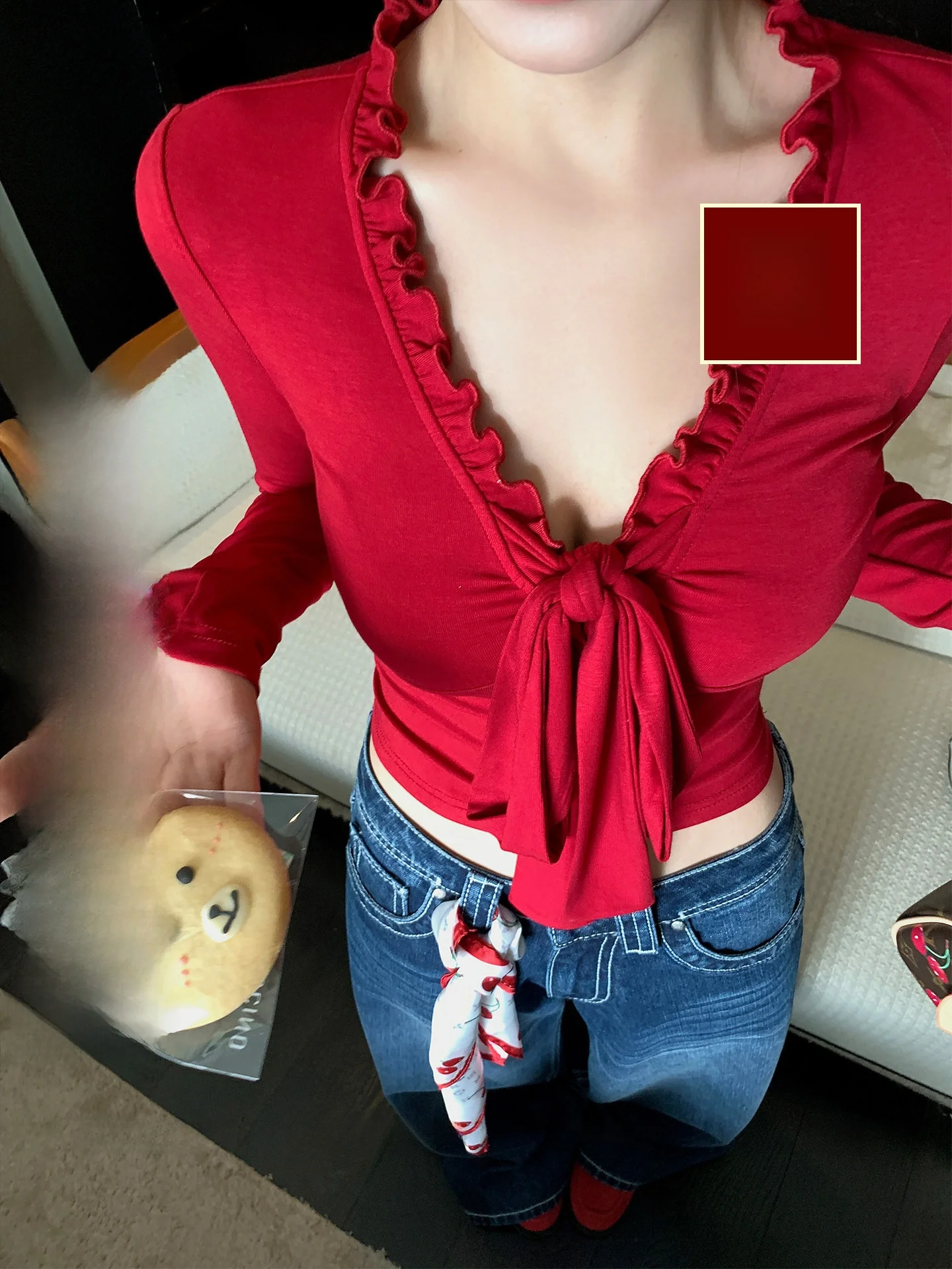 

LIONE Romantic Berries Long Sve T-irt V-Ne Knot Slim Fit Elastic Women's Top Spring Universal Sle Pure Color