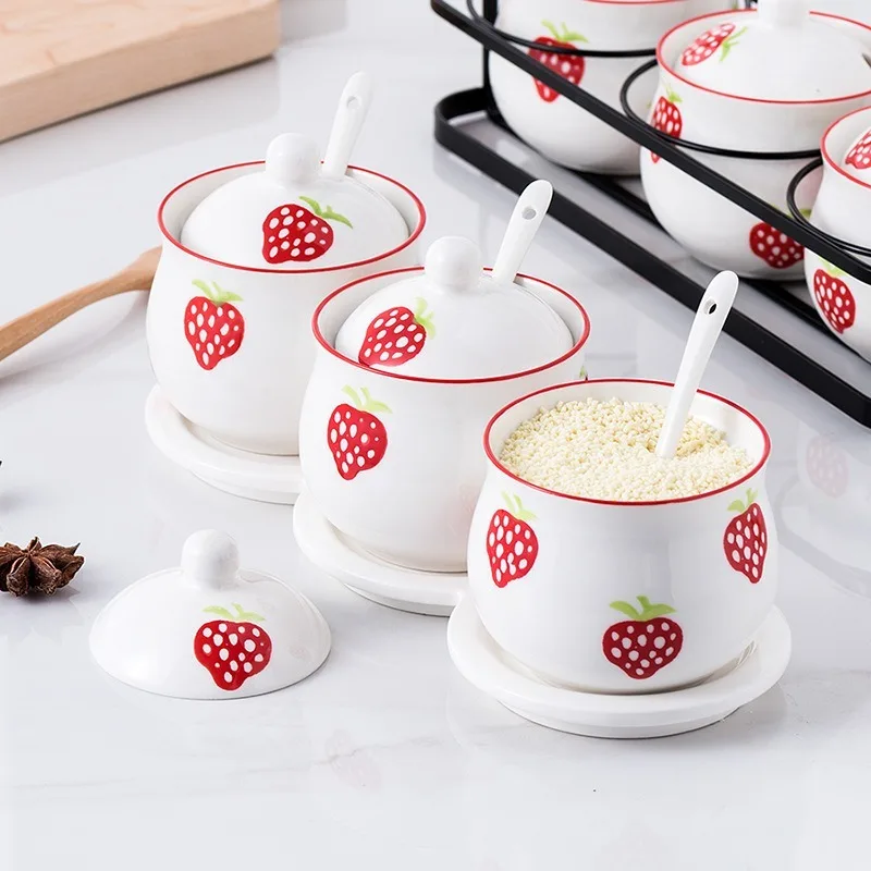 

Korean Cartoon Strawberry Ceramic Condiment Jar Set Creative Salt Pepper Shaker 3-piece Set Ceramic Base Home MSG Sugar Storage