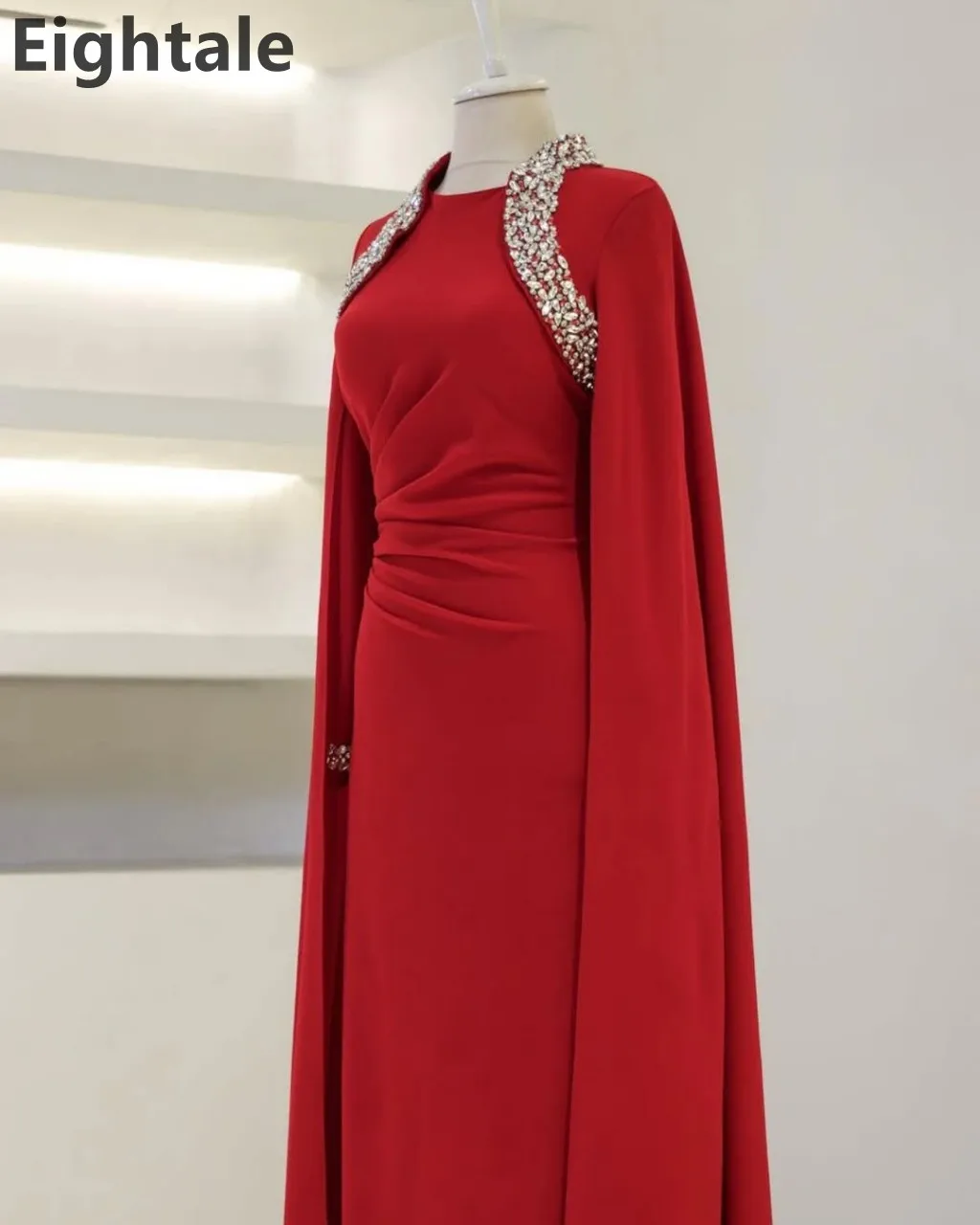 Eightale 2025 Abito da sera rosso con maniche a mantella Abito da ballo con perline Abito da festa arabo saudita personalizzato