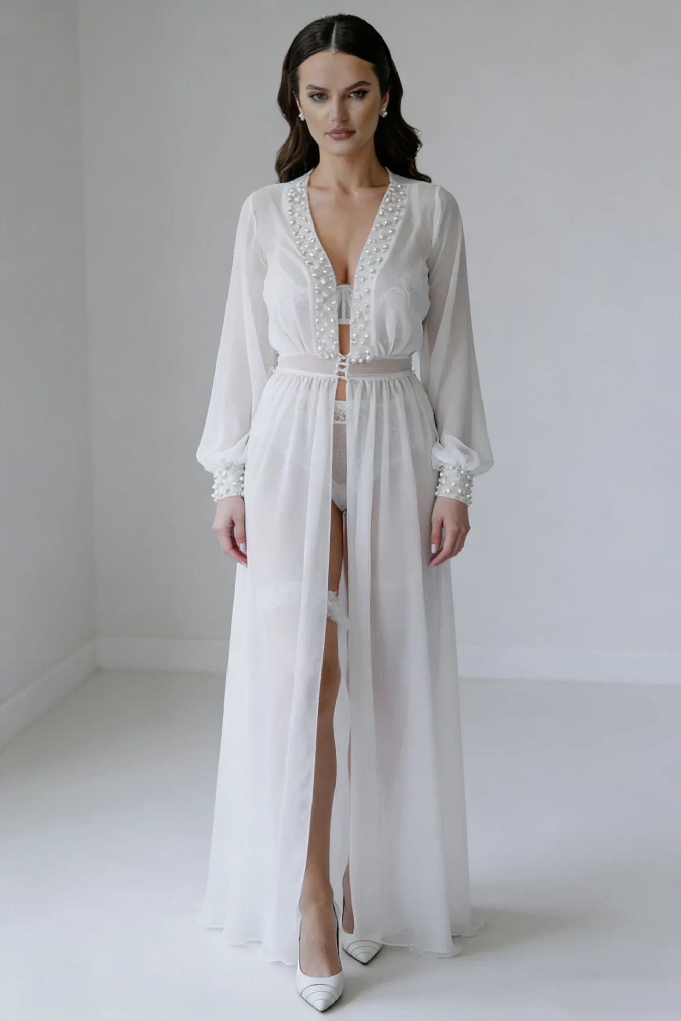 Elegant Long Solid Lace Silk Satin Bathrobe Women Pearls Loose Court Style Nightwear Lace Trim Robes Customized