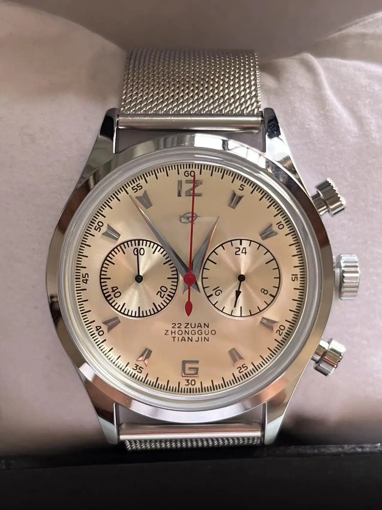 2026 New Luxury Brand High Quality Leather Business Leisure Men's Watch Automatic Date Quartz Watch