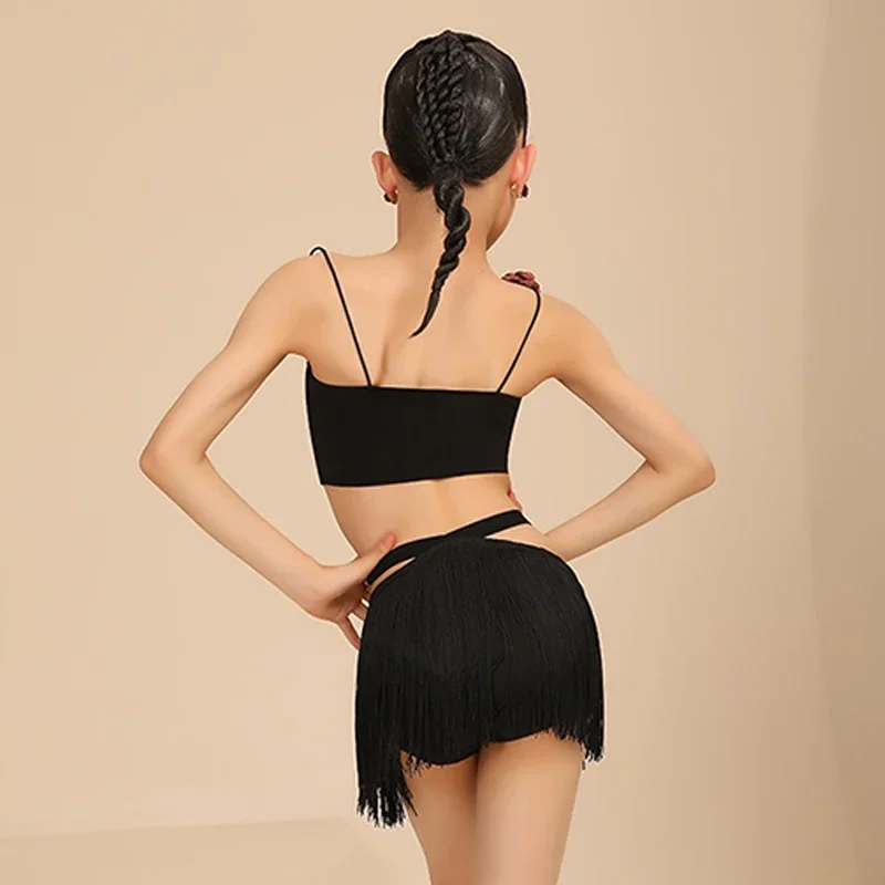 Tops Kwastje Korte Kwastje Rok Pak Cha Cha Oefenkleding 2025, Nieuw Kind Latin Danskostuum Set voor Meisjes Zomer Zwarte Band