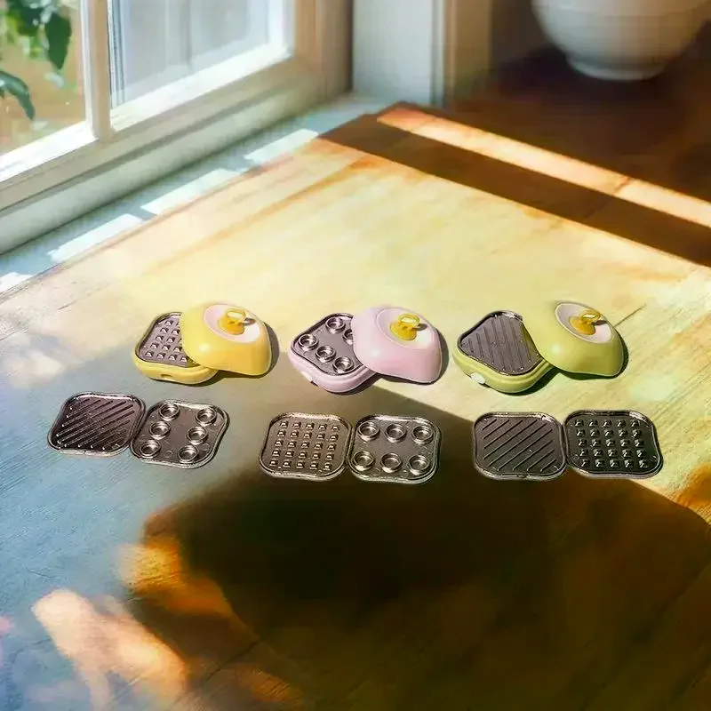 Conjunto de jogo de cozinha para casa de bonecas em escala 1/12 em miniatura - máquina de fritar e brinquedo de ovo