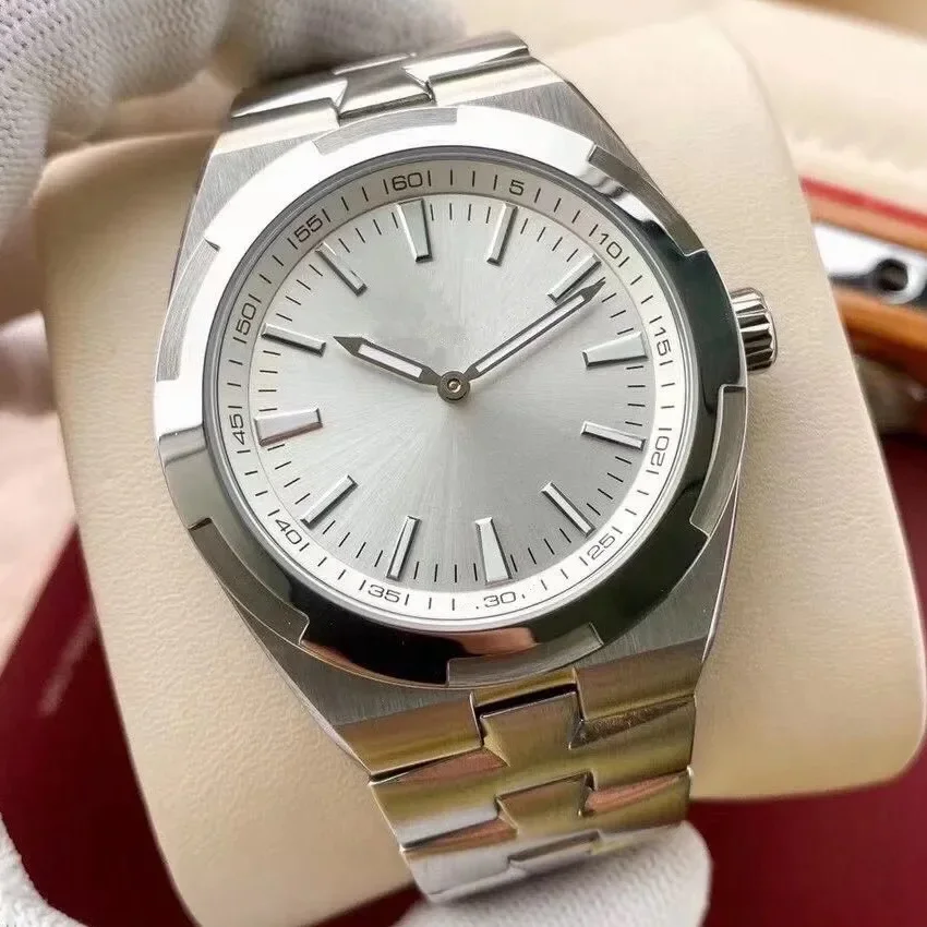 ساعة يد رجالية فاخرة 41 ملم ميكانيكية أوتوماتيكية في الخارج باللون الأسود والأزرق من الفولاذ المقاوم للصدأ للرجال