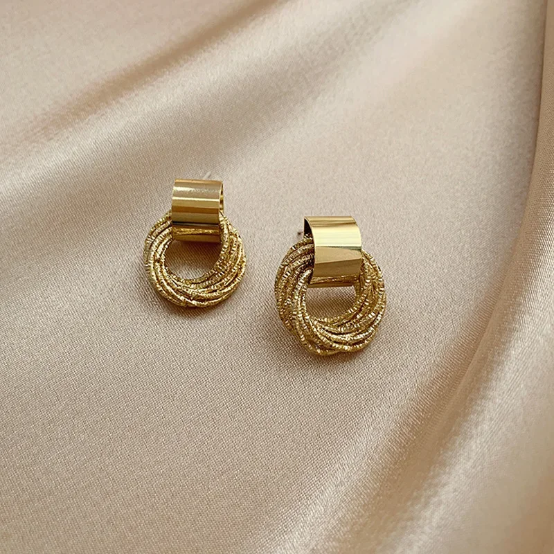 Vintage Gold Colour luxury Multiple Circle Pendant Earrings Fashion Wedding Party Unusual Earrings For Woman Custom Jewelry