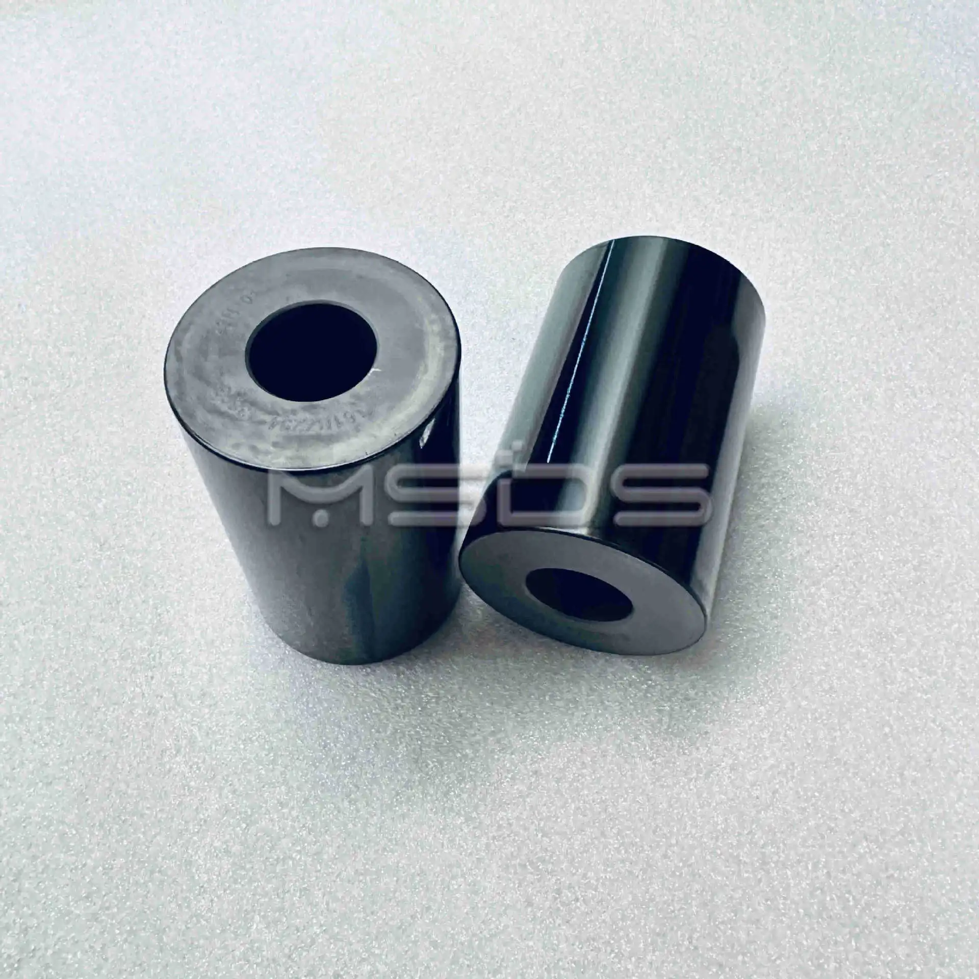 For Dongfeng Tianlong flagship KX600 horsepower tractor for Cummins Z14 country six engine piston pin 4389340