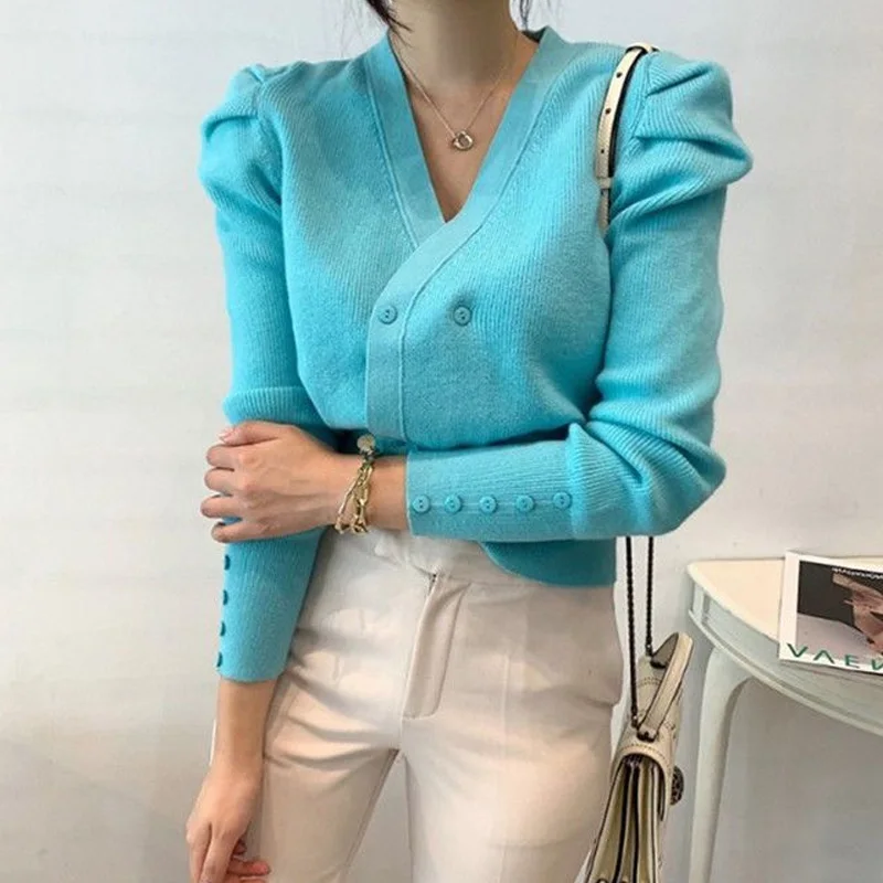 2023 New Women\'s Clothing Solid Color Fashion Loose Pleated Buttons Temperament Elegant Long Sleeve Autumn Thin V-neck Sweaters