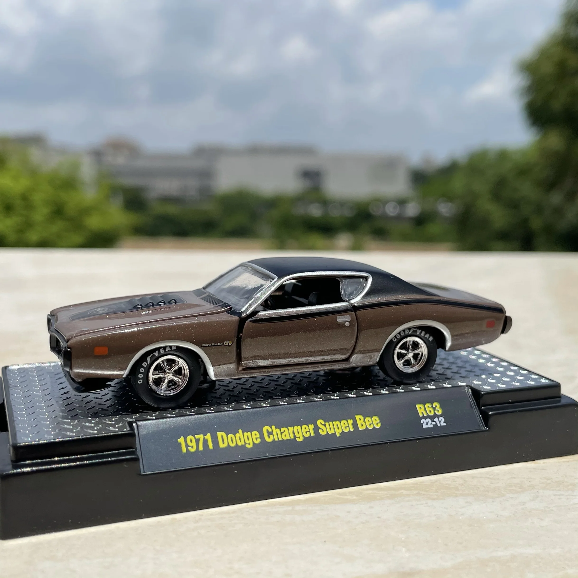 

Литой под давлением масштаб 1:64 Dodge Warhorse, модель автомобиля из сплава, Коллекционная игрушка, подарок, сувенир, витрина, орнамент