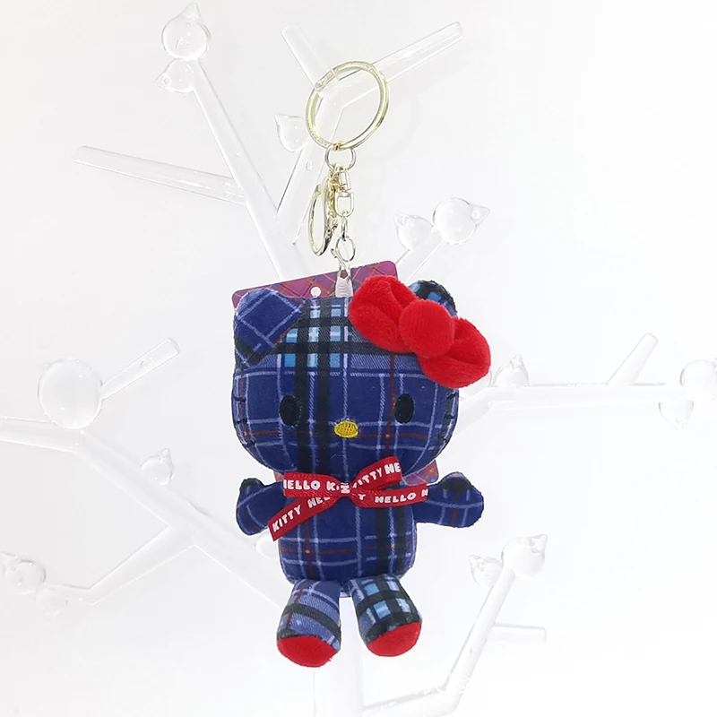 Breloczek Sanrio z kokardą i szalikiem w kratę, uroczy Hello Kitty, modny pluszowy wisiorek, idealny prezent dla kobiet i dziewcząt.