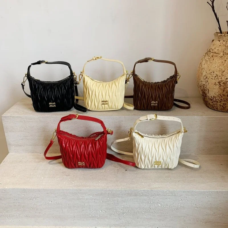 

Luxury Brand Women's Crossbody Bag Premium Leather Shoulder Handbag Elegant Ladies Tote Purse Designer Stylish Messenger