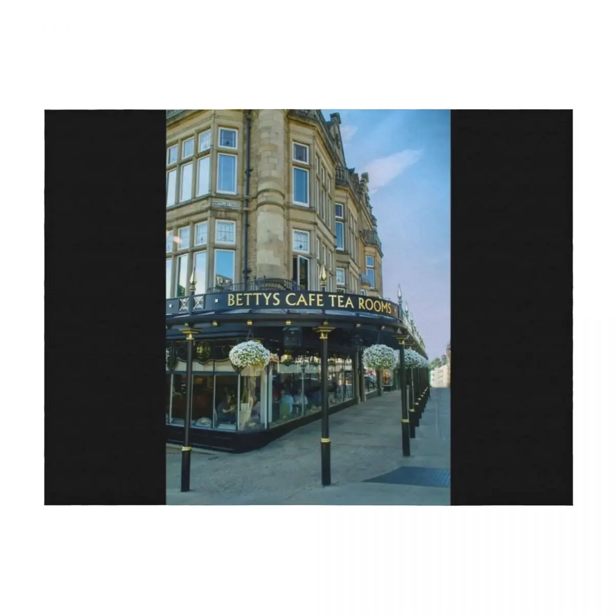 

Bettys Of Harrogate Throw Blanket Loose blankets and throws Thin Hair Blankets