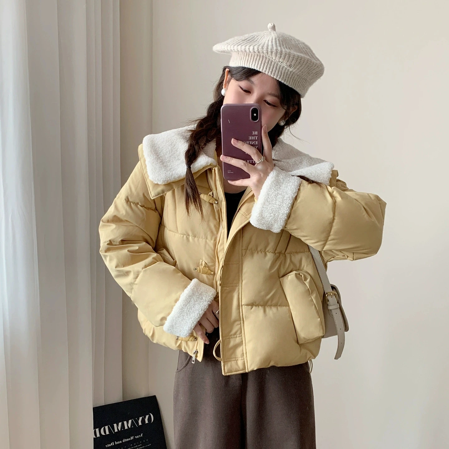 

Women's 2025 Winter New Thickened Warm College Style Fragrant Coat Lamb Wool Collar College Cotton Jacket