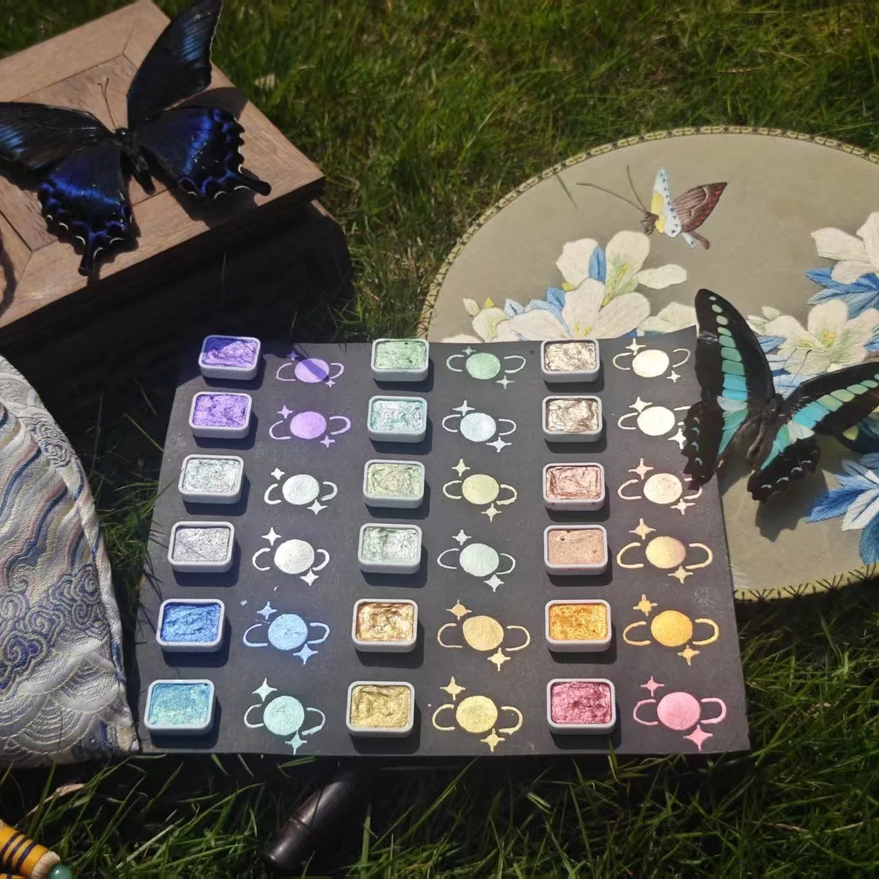 180-Farben-Metallic-Aquarellfarben-Set, tragbar und leicht, hochfestes Pigment, Sternenhimmel, für Künstler und Profis – Detail 3