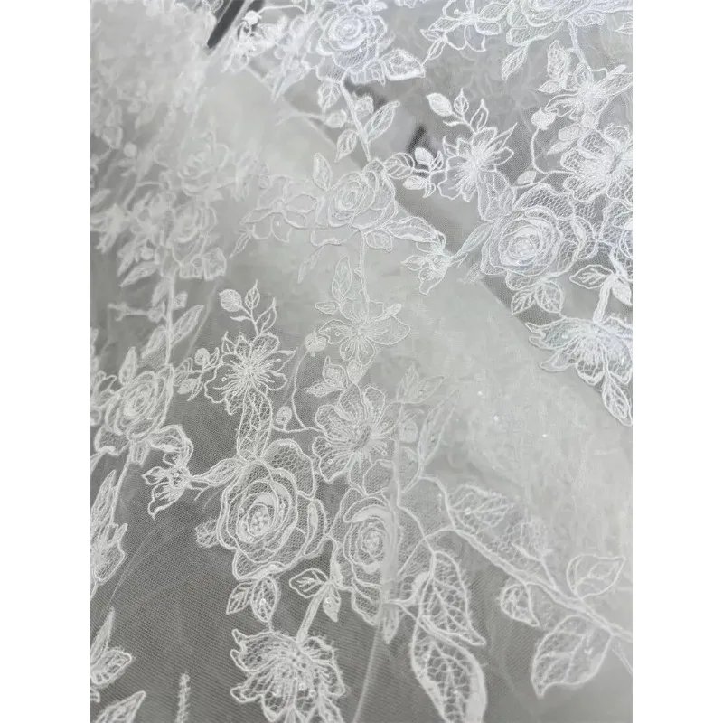 smeale-ホワイトレース生地-高級イブニングドレス-フランス製レース-ブライダルウェディング生地。縫製用生地