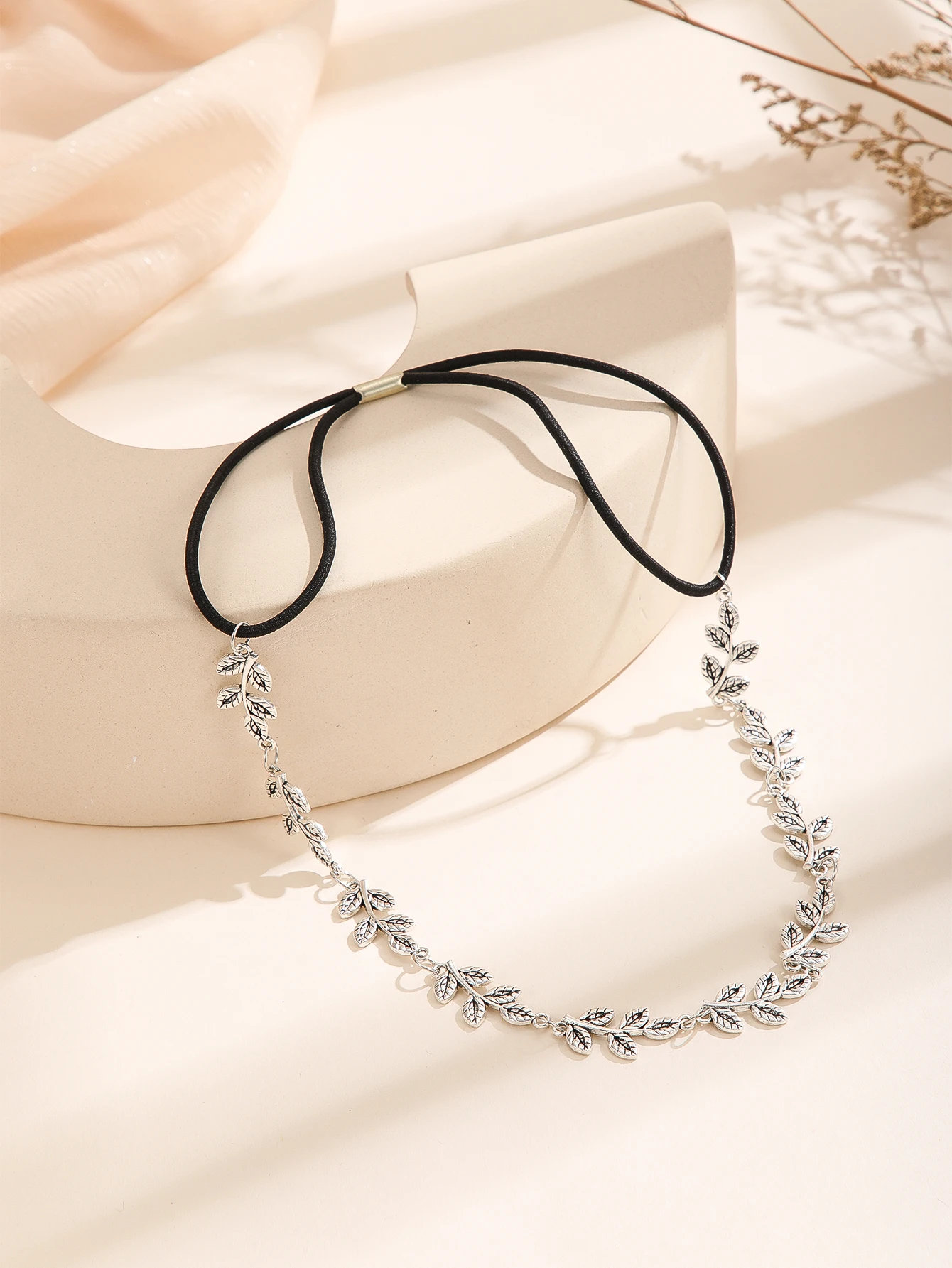 1Pcs Alloy Leaf Elastic Hair Chain