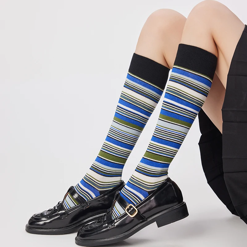 Autumn/Winter Women's Knee And Calf Mid Length Socks Retro Colorful Horizontal Stripes Leg College Style Pure Cotton Stockings