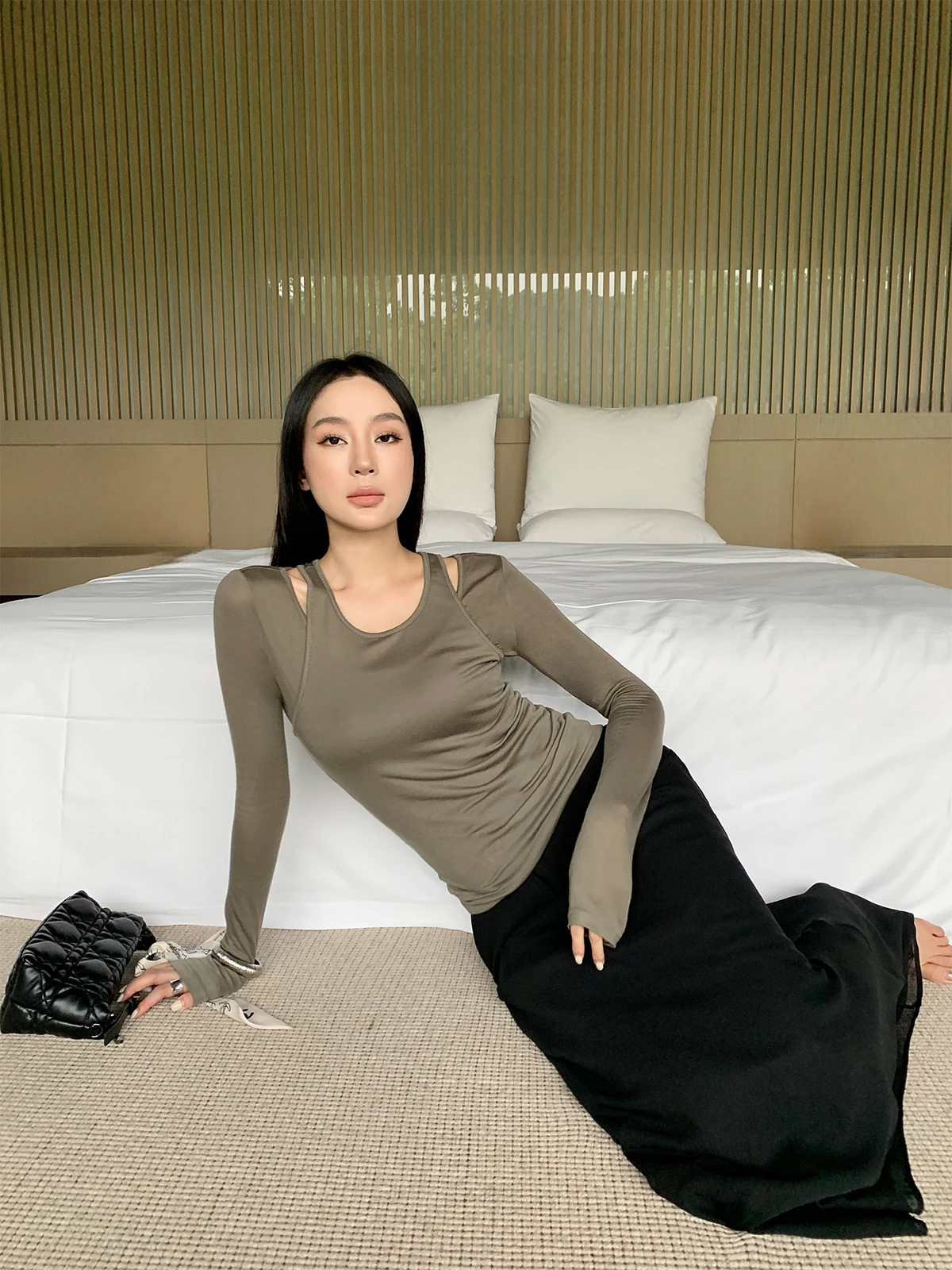 

ZhouMiao Women's Slim Fit Long Sleeve T-Shirt Merino Wool Neck Layering Casual Style Pure Color Summer Top Silk Cotton Blend