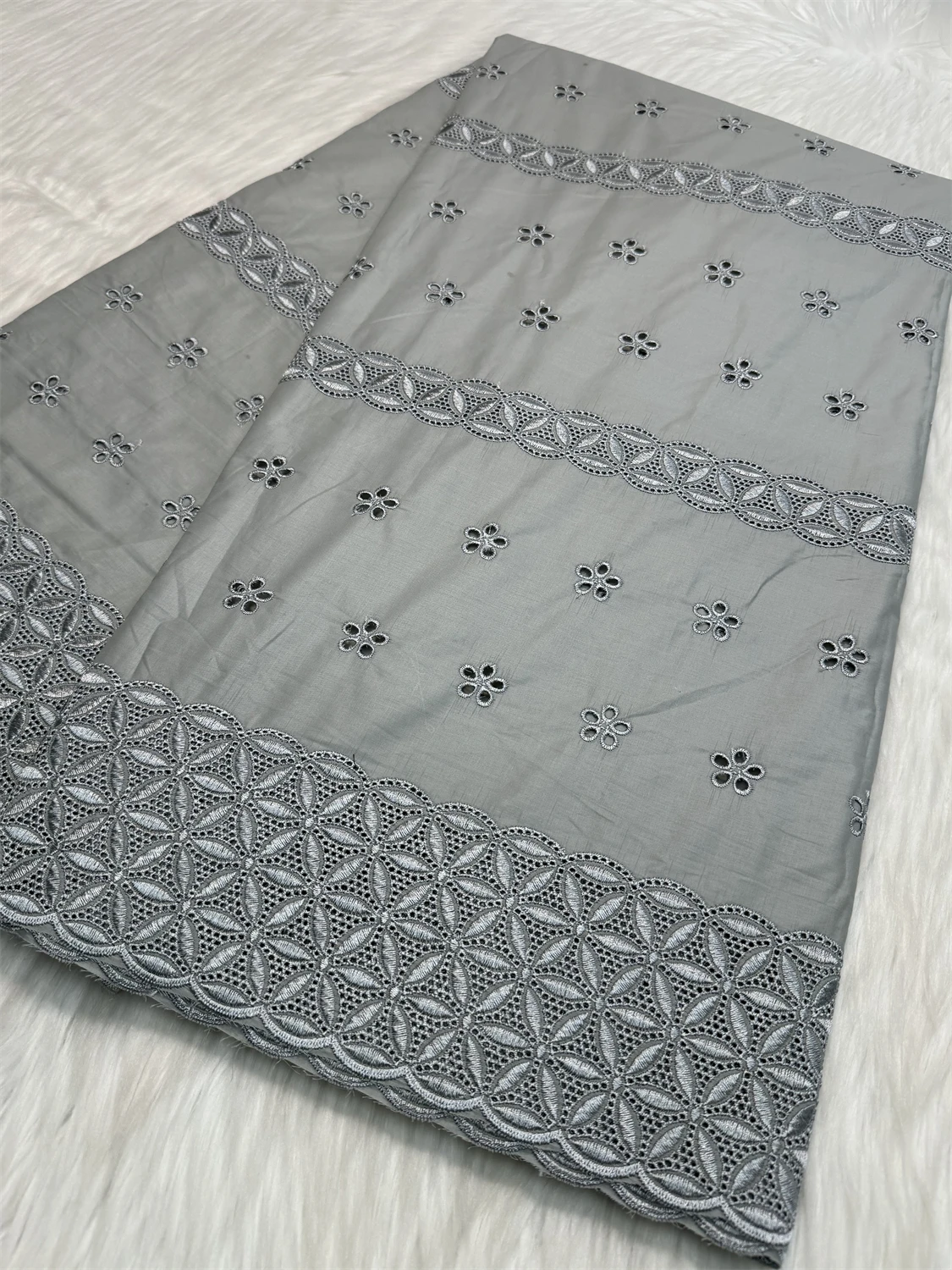 

Pure Color High Quality Women Swiss Voile Lace In Switzerland 100% Cotton Polish Dry Men Dress Lace fabric For Wedding Dresses