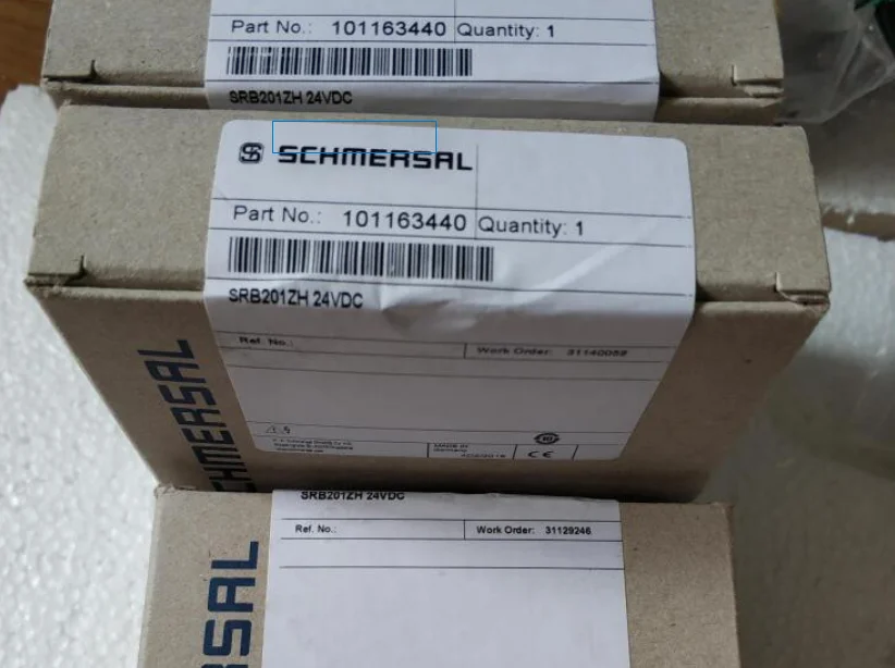 

New original SCHMERSAL SRB201ZH 24VDC Relay