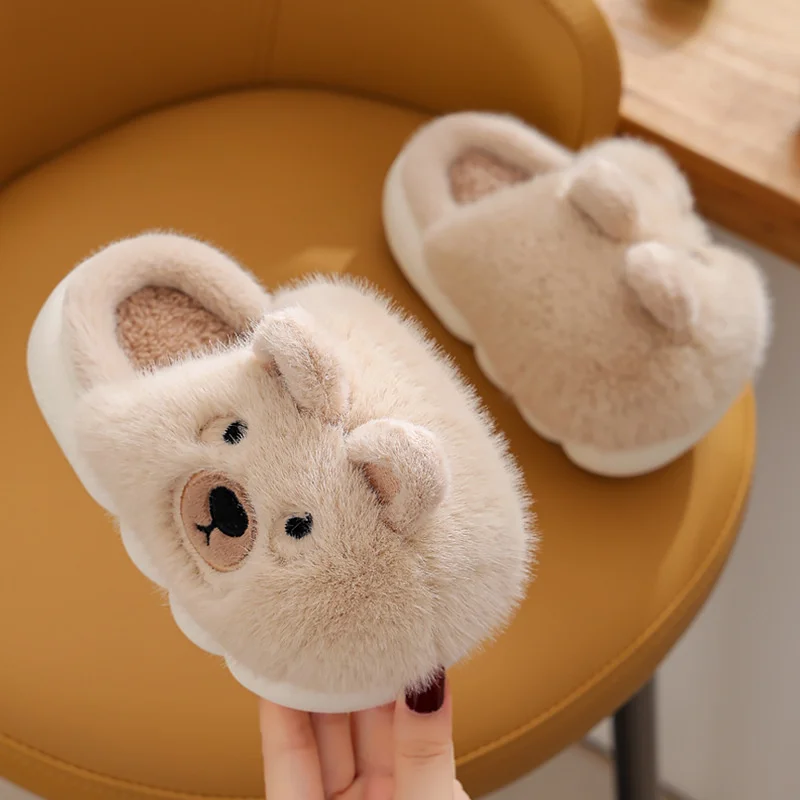 Pantoufles en coton coordonnantes pour enfants, petit ours de dessin animé, pantoufles chaudes d'intérieur en peluche pour enfants, chaussures de maison pour filles et garçons, hiver