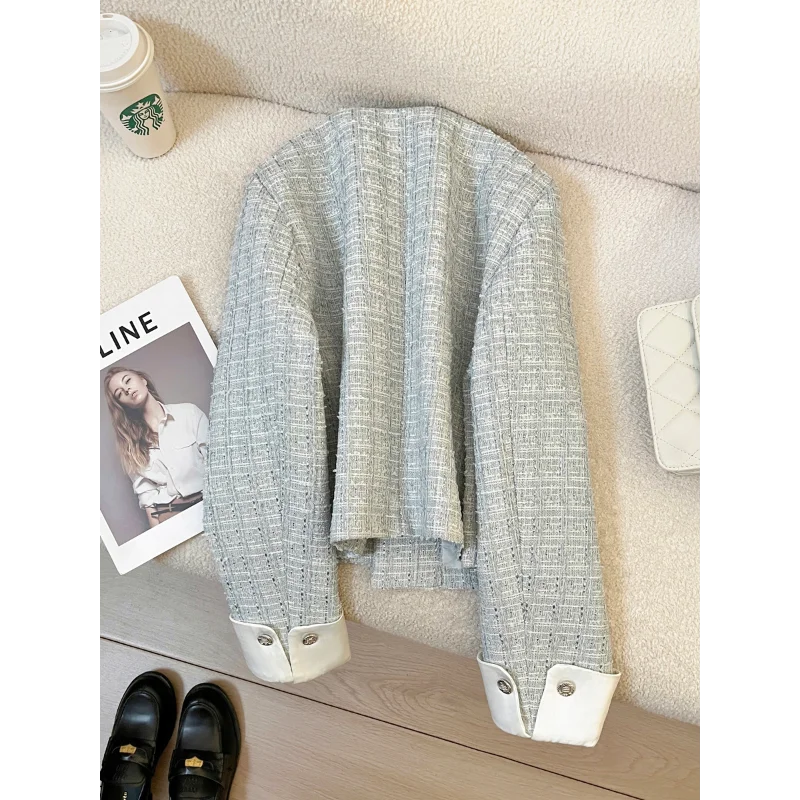 Blue Lightหรูหรากลิ่นหอมขนาดเล็กสั้นผู้หญิง 2025 ฤดูใบไม้ผลิใหม่แฟชั่นสบายๆหวานเย็บภาษาฝรั่งเศสคําTweed Jacketหญิง