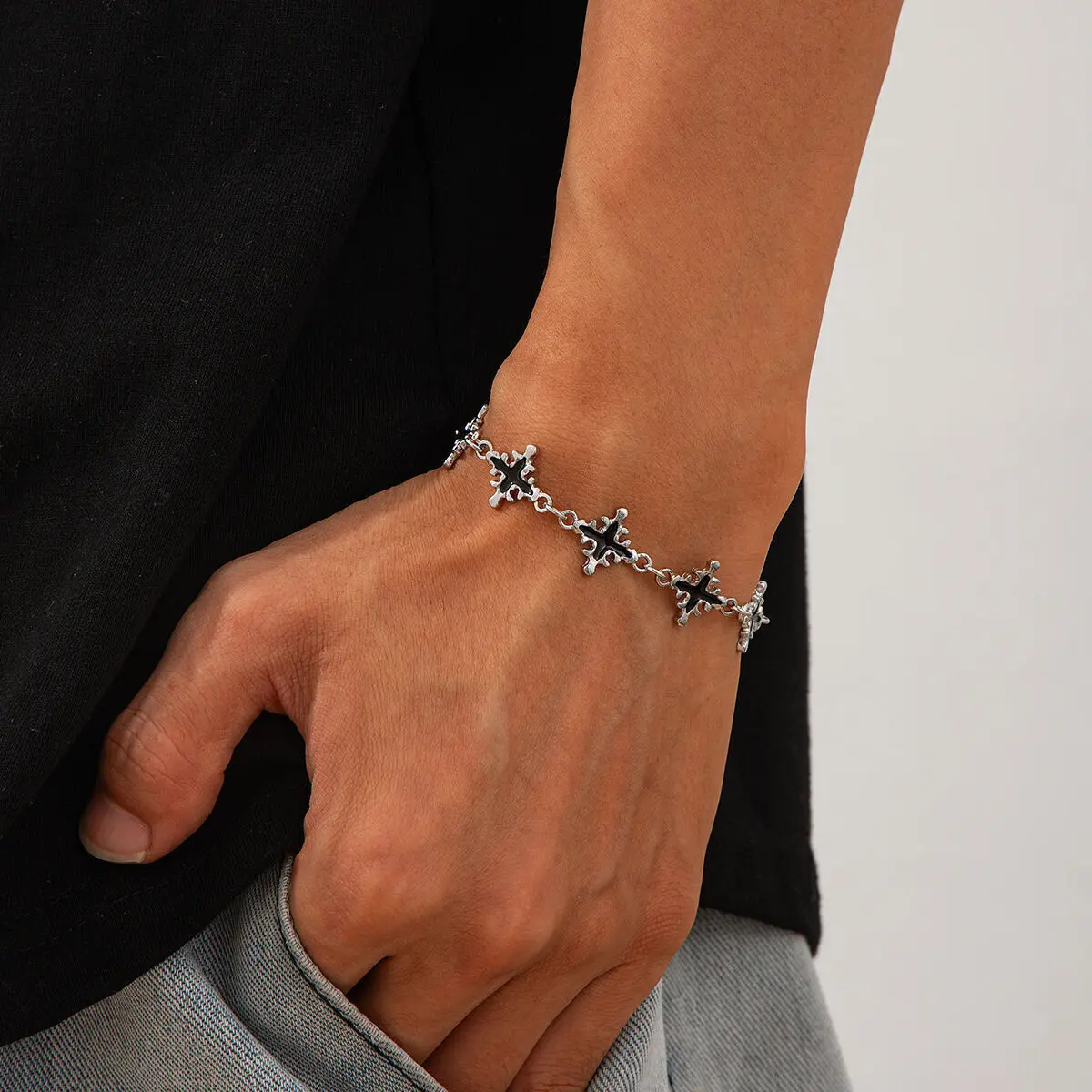 SHIXIN Trendy Vintage Jesus Cross Charm Bracelet for Man Hip Hop Silver Color Bangles on Hand Christian Jewelry Daily Accessory