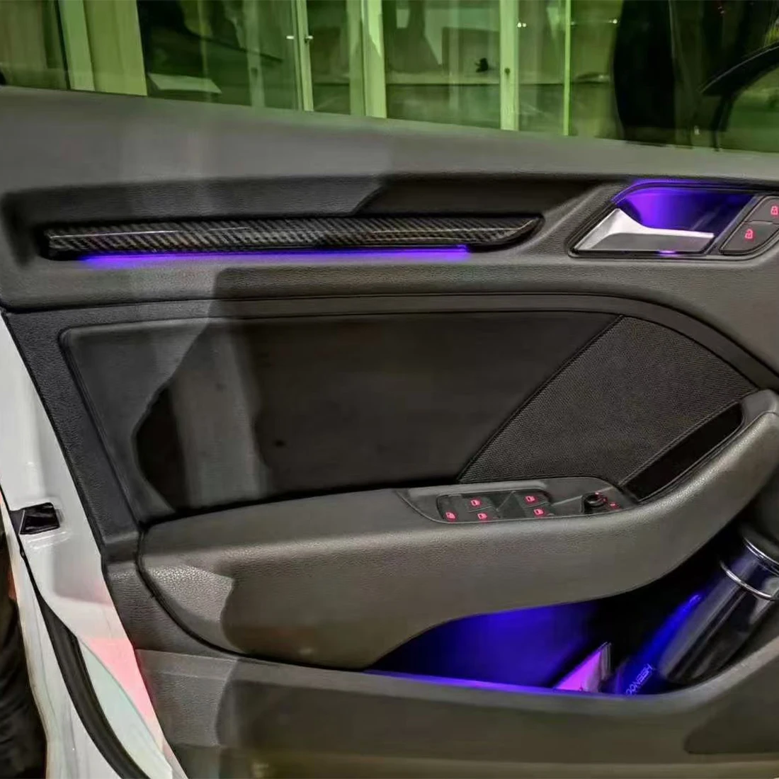 أضواء محيطة LED لسيارات أودي A - مراجعة Interior Design Tech وسعره