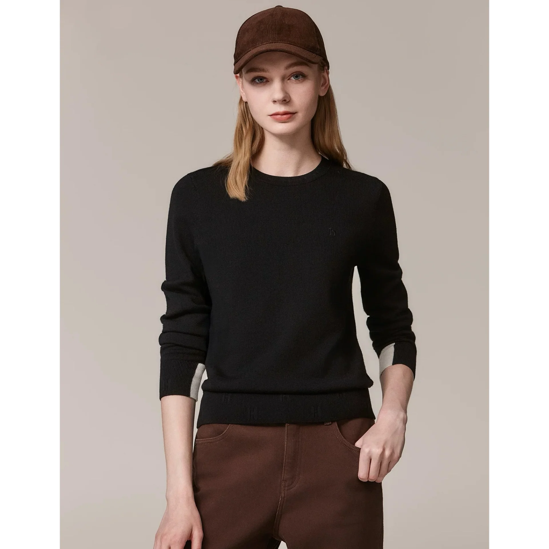 เสื้อสเวตเตอร์ไหมพรมถักทรงหลวม สีเลมอนชีส 25 สำหรับฤดูหนาว สไตล์ลำลอง เหมาะสำหรับใส่ไปทำงาน ดีไซน์เรียบง่าย ทันสมัย ทรงเข้ารูป แขนยาว สำหรับผู้หญิง