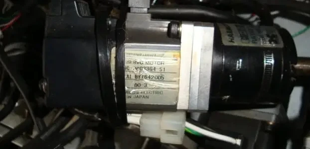HC-PQ033G4-S1   SERVO MOTOR  ,   In good working condition, free shipping   a