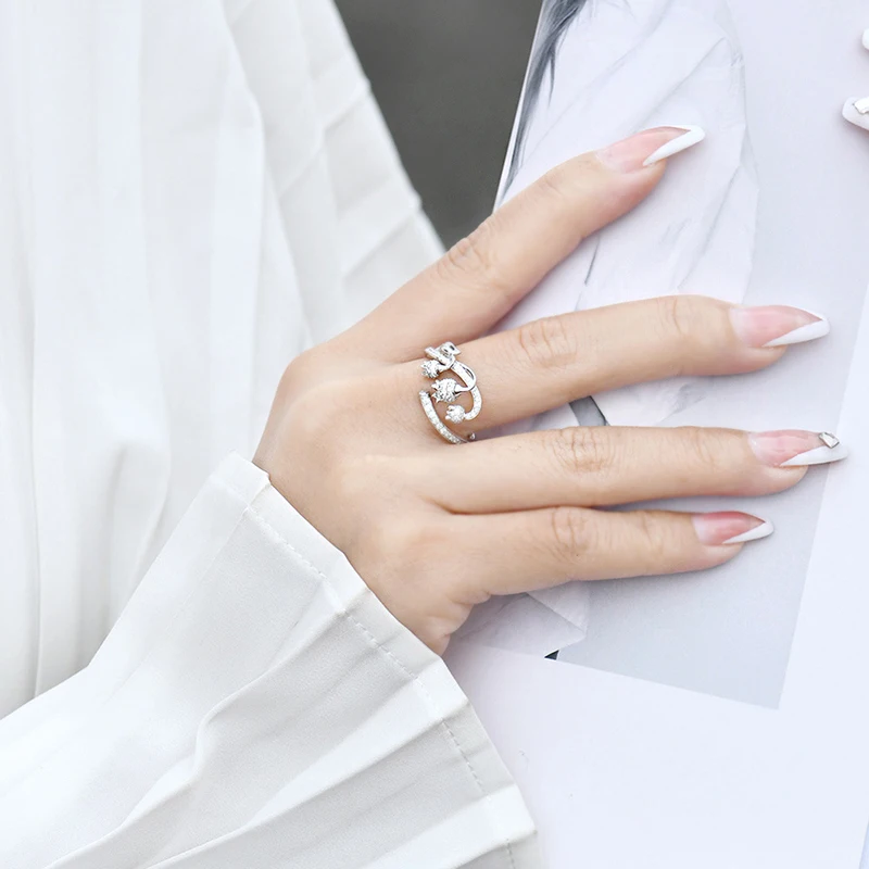 Eleganckie pierścień otwierający damskie Huitan z wykwintny Design delikatny kwiat akcesoriami na palec do elegancka biżuteria ceremonii zaręczynowej — zdjęcie 4