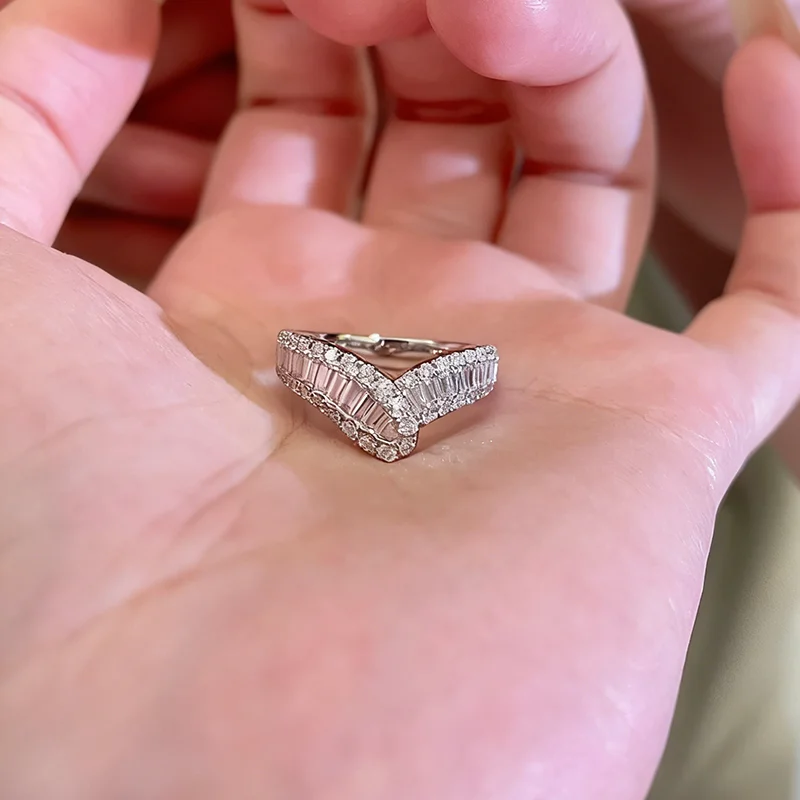 Platinum 950 Wrap Ring Total 1.06ctw Round Cut & Baguette Cut DEF VS-VVS Lab Grown Diamond Band For Lady Luxury Jewelry