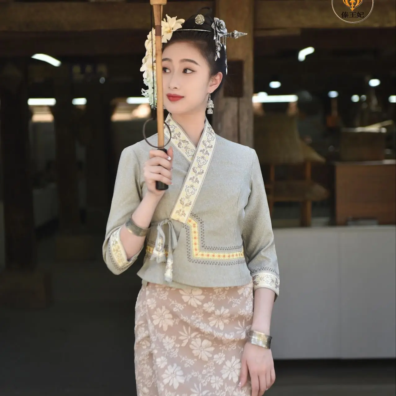 تايلاند الملابس النسائية داي الملابس التقليدية العرقية عارضة سليم صالح الأدبية المرأة دعوى التايلاندية نمط المحكمة اللباس #4