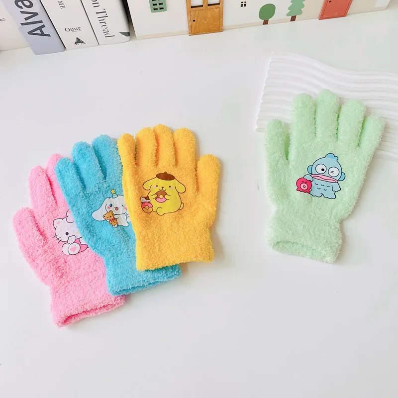 Sanrio Cartoon Warm Gloves Hello Kitty Melody Kuromi Cinnamoroll Pompom Purin LittleTwinStars Anime Figures Winter Plush Gloves