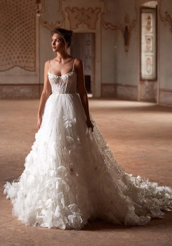 Customized 2026 Luxury A-line 3D Lace Bead Embroidered Two Piece Women's Wedding Dress Sexy V-neck Bareback Beach Bridal Dress