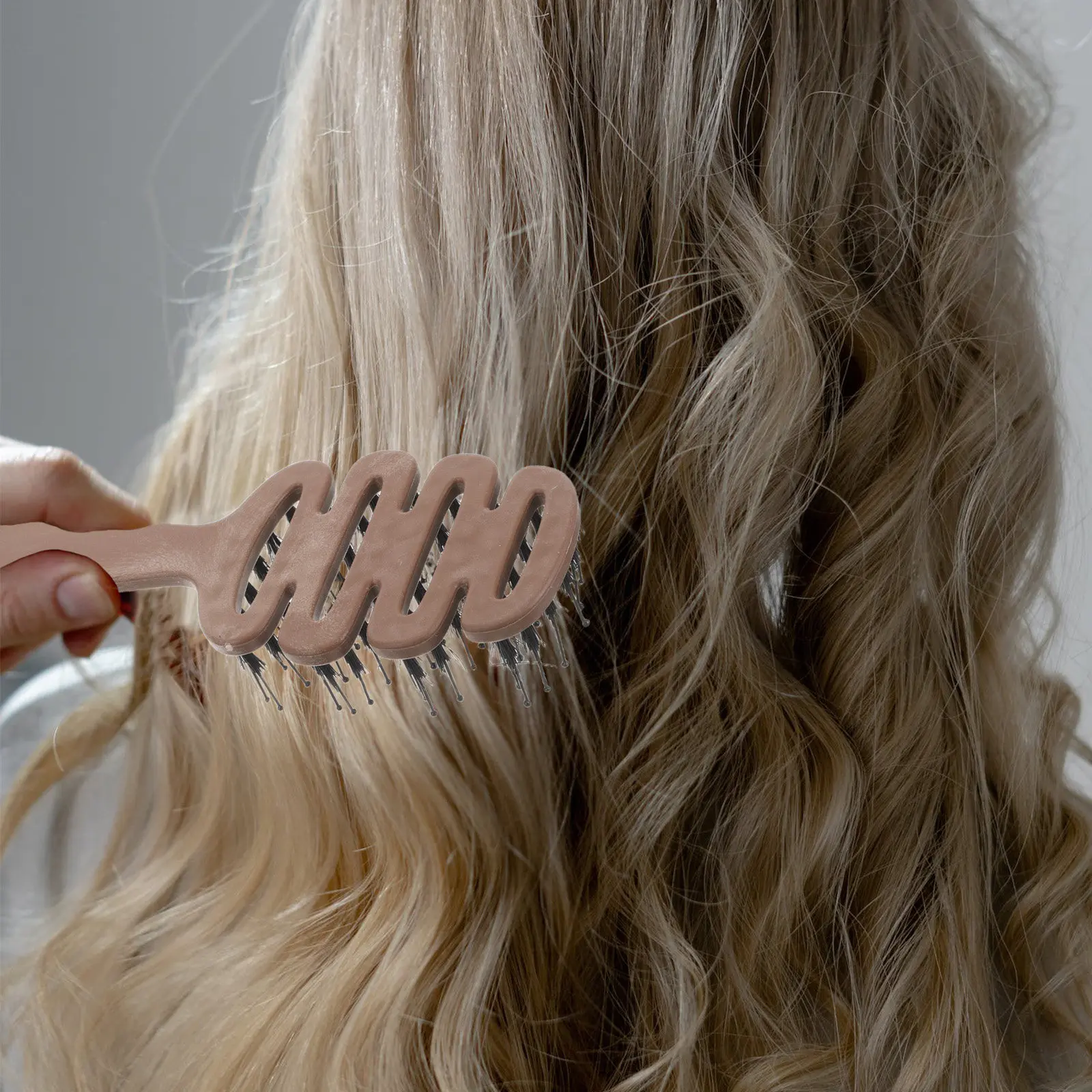 Plastic Boar Bristle Hair Brush for Voluminous Root Lift High Crown Effect Scalp Massaging Rake Comb for All Hair Types Straight