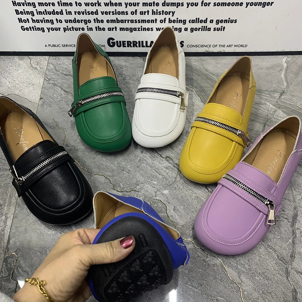 Fashion Designer Women Shoes Plus Size Female Flat Mullers Antislip Casual Women Loafers Patent Leather Slio On Flat Shoes 2024