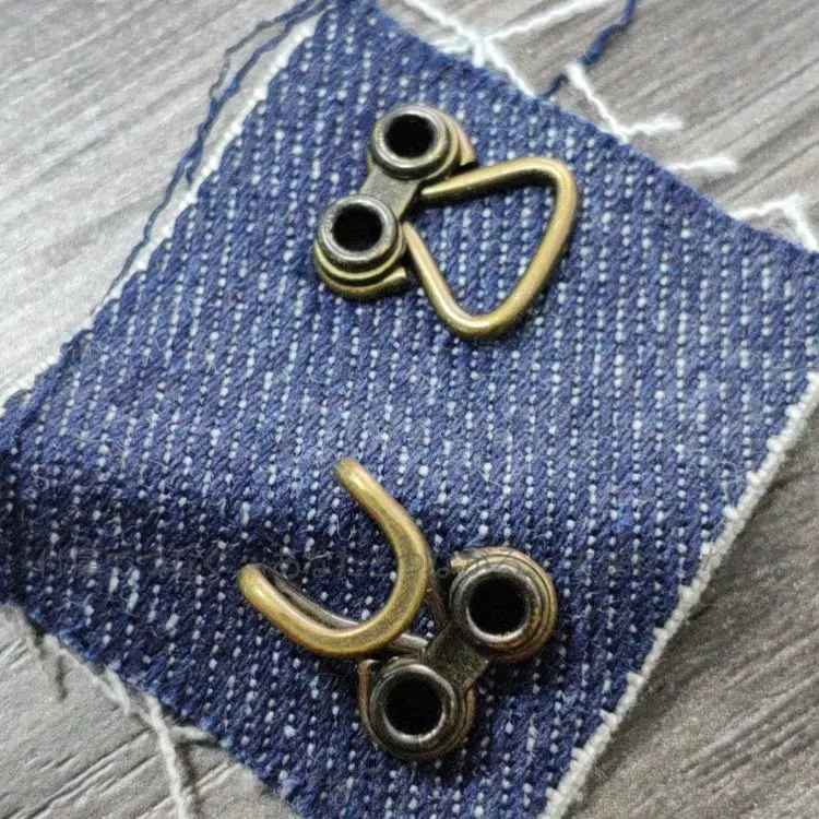 Kragenhaken für Trenchcoat, 8-förmiger Dampfhaken mit Doppelloch – Detail 4