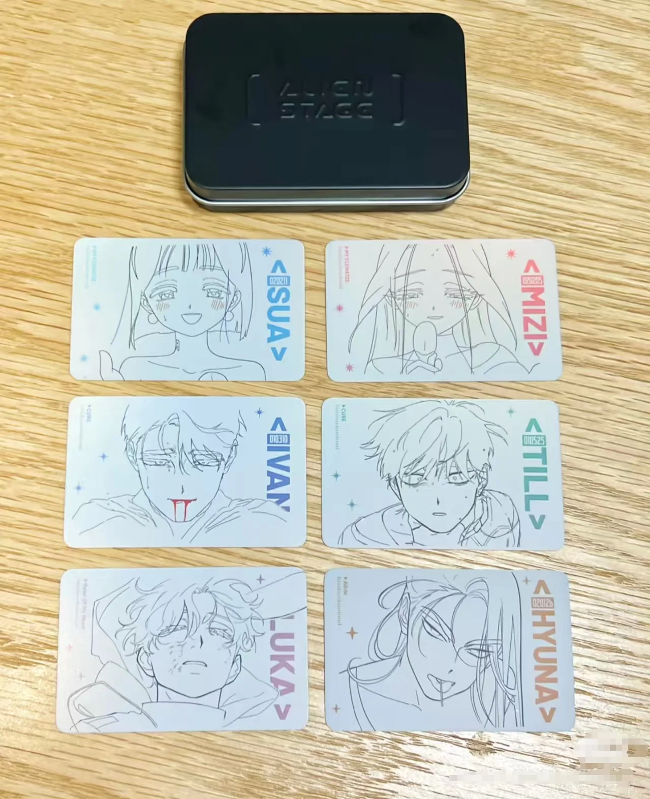 2025 ใหม่ในสต็อกAlien Stage San Yue Shouอย่างเป็นทางการการ์ดDrowing Bloom/Love Hate & Fruityหัวใจ/โศกนาฏกรรมบนStageในS