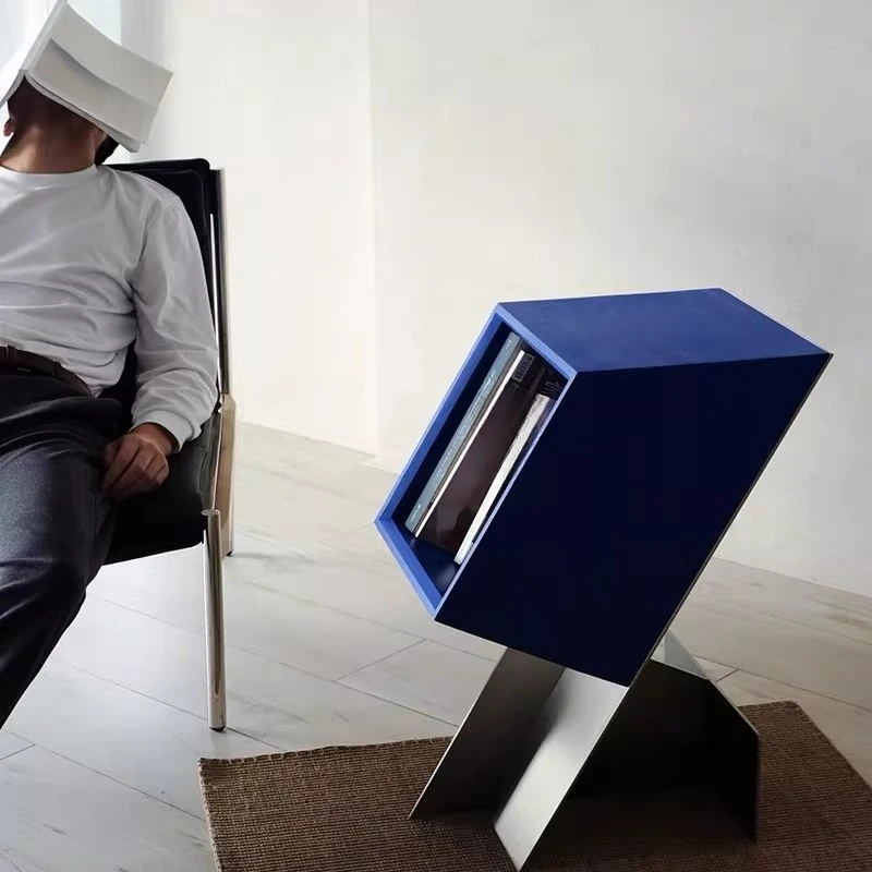 Modern simple Klein blue solid wood corner cabinet is a stainless steel edge cabinet