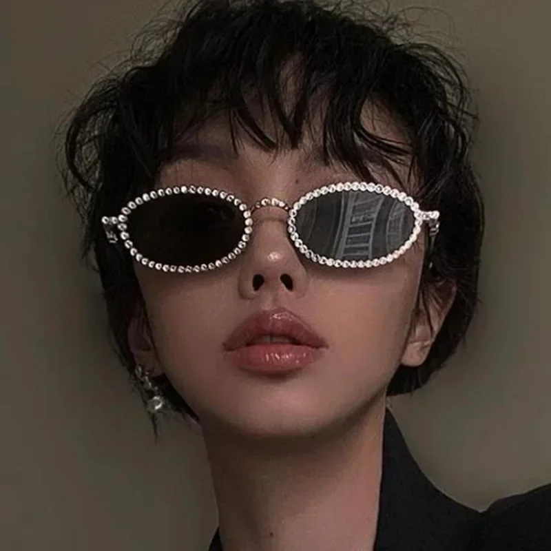 Vintage Full Crystal Anti-blue Light okulary dla kobiet nowy stop mały owalny Rhinestone błyszczące przezroczyste okulary ramka okularów przeciwsłonecznych — zdjęcie 3